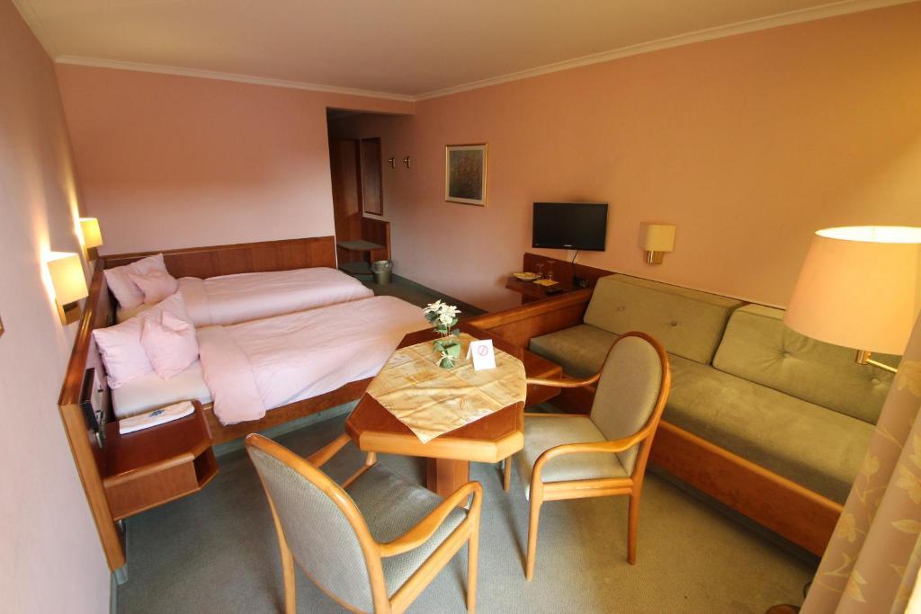 Hotel Am Kurpark Bad Wimpfen Rom bilde