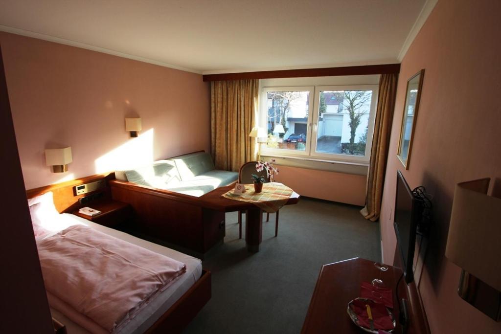 Hotel Am Kurpark Bad Wimpfen Rom bilde