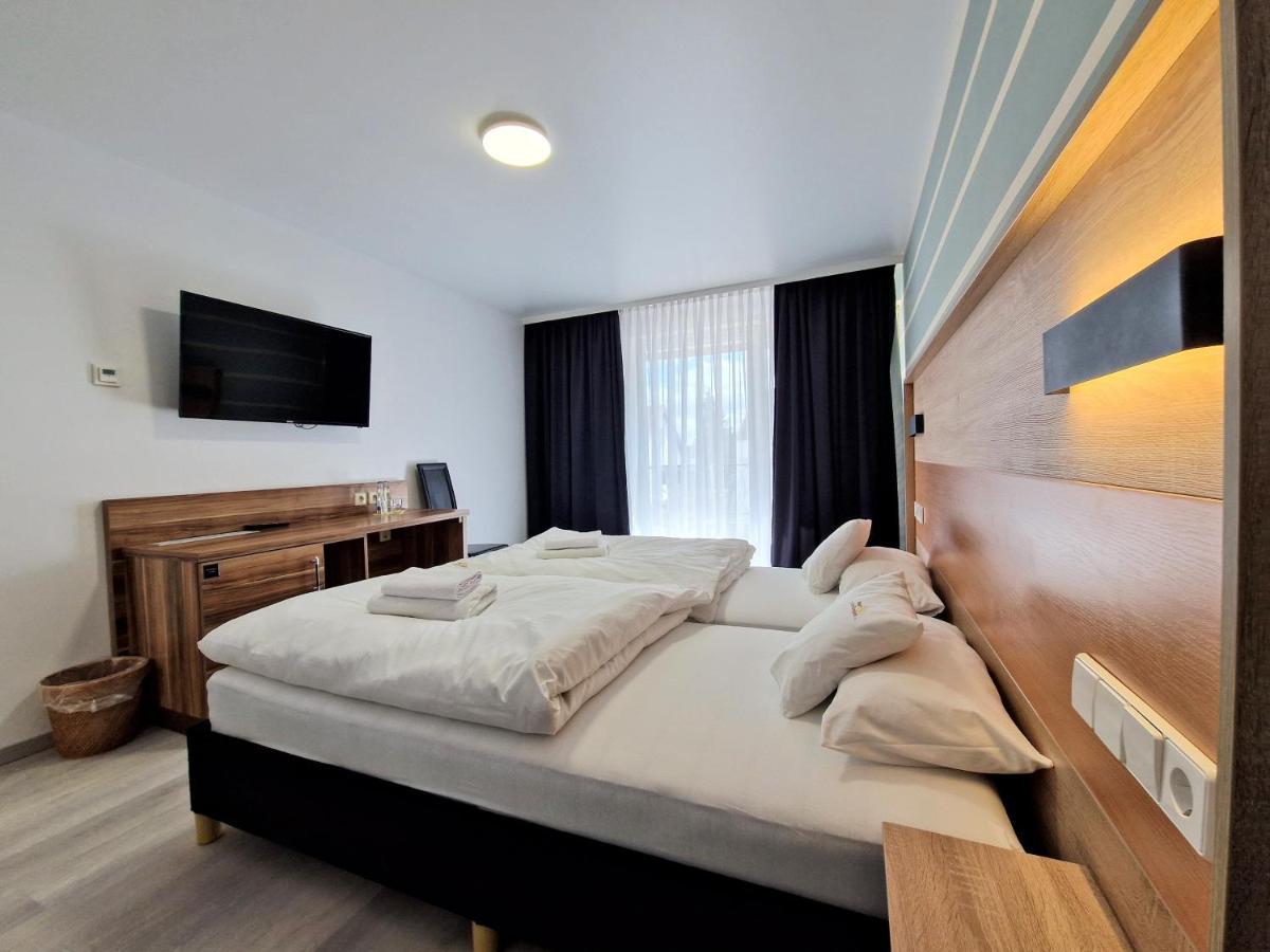 Hotel Am Kurpark Bad Wimpfen Eksteriør bilde